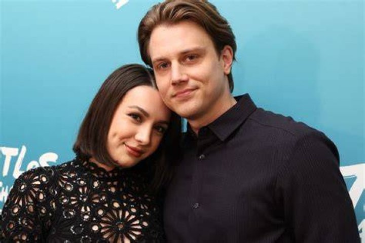 Alex Saxon Wife, Age, Wiki, Biography, Height in Feet, Net Worth