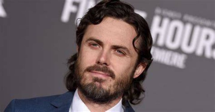 Casey Affleck Net Worth 2018 Wiki, Married, Family, Wedding, Salary