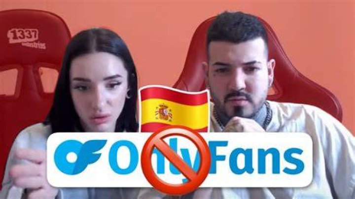 Video filtrado del OnlyFans de Karely Ruiz ser&iacute;a con esposa de Poncho